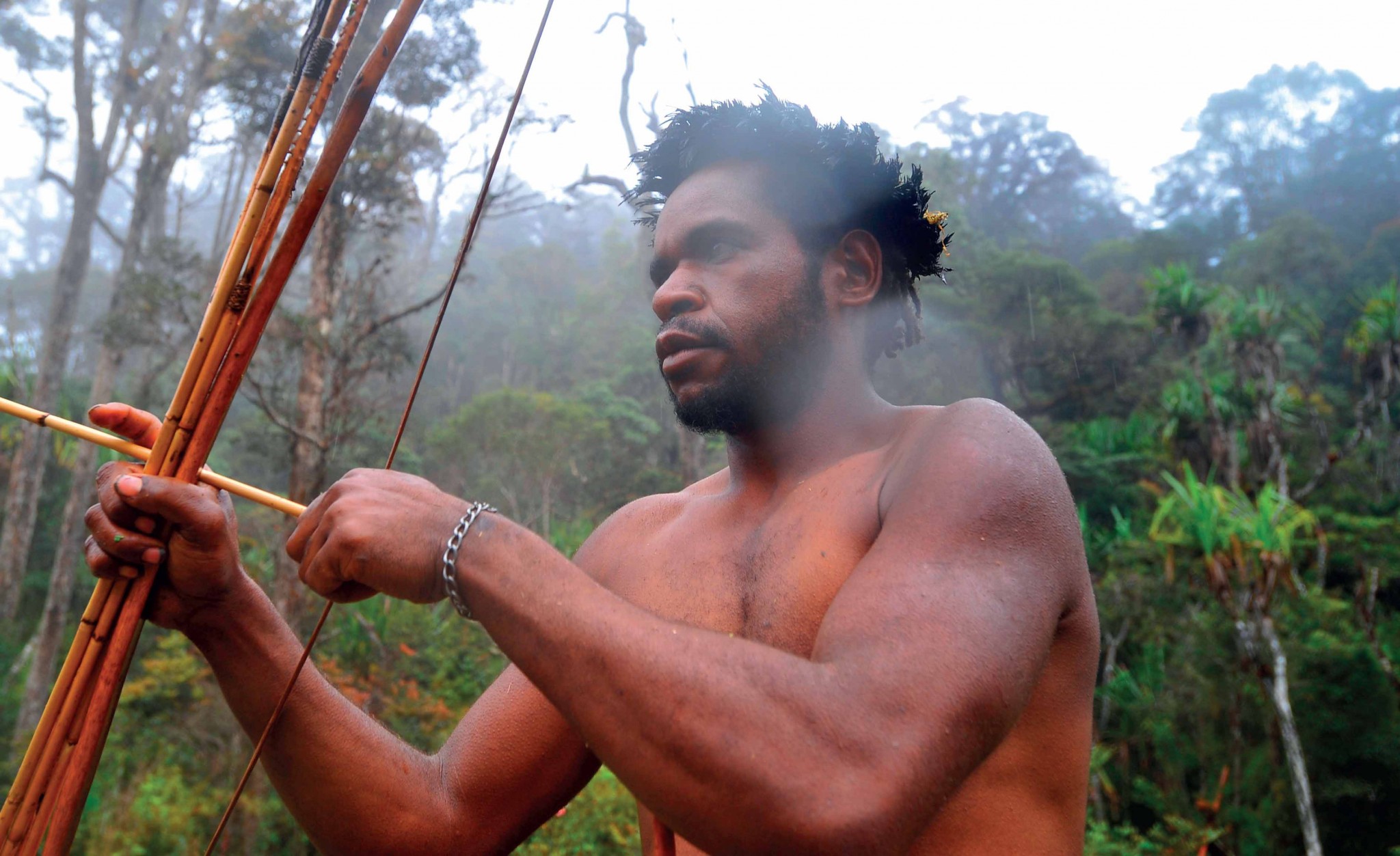 Đàn ông Dani – một bộ tộc từng có tập tục ăn thịt người nổi tiếng vùng thung lũng Baliem