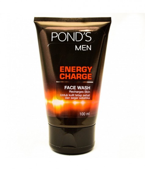 cách làm đẹp cho nam với sữa rửa mặt Pond's Men