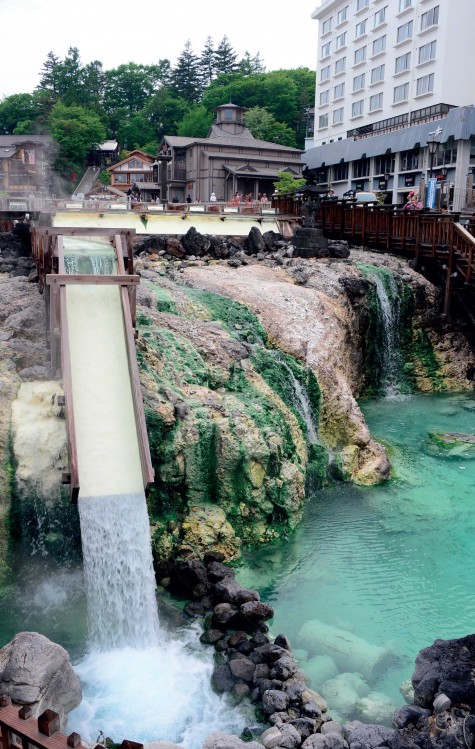 kinh nghiem du lich nhat ban suoi nuoc nong kusatsu