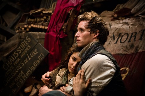 Eddie Redmayne trong vai chàng trai si tình Marius- phim Les Miserables 