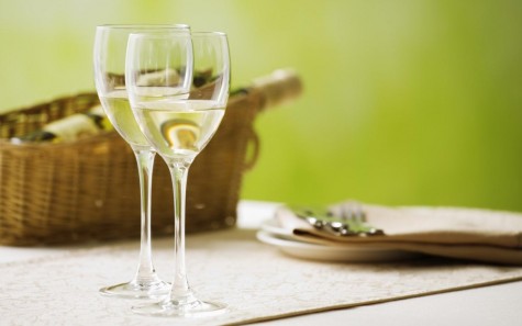 Rượu vang trắng cũng có một công dụng đáng ngạc nhiên