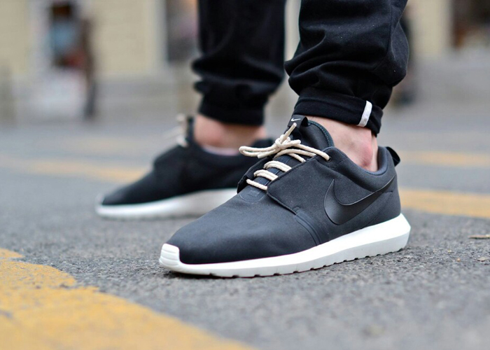 Dòng Nike Roshe Run đang làm mưa gió giới trẻ.