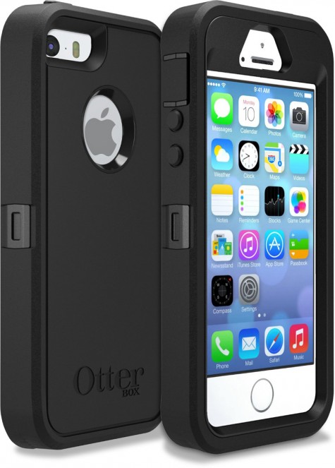 Mấy anh chàng, cô nang hay bất cẩn thì nên tự bảo vệ smartphone của mình với Otterbox Defender case nhé.