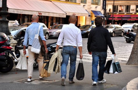 Hãy chịu khó đi mua sắm Hãy chịu khó đi mua sắm