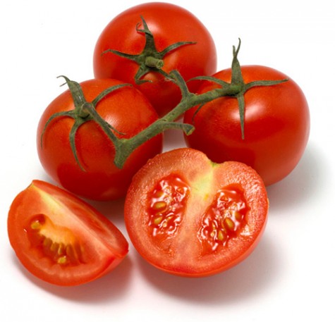 mẹo trị mụn hiệu quả cho nam giới - tomatoes - elleman