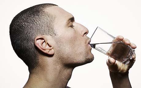 Bạn đừng quên uống 1.5lit nước mỗi ngày nhé!