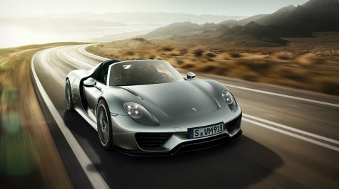 Porsche 918 Spyder Hybrid Sports Car