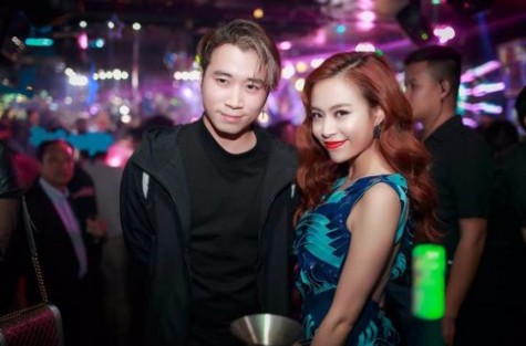 Góp mặt trong dàn sao đình đám của party có cả “hoàng tử rap Việt” Karik.