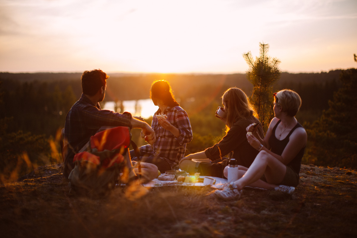 Cách cưa gái - Tốt với bạn của nàng