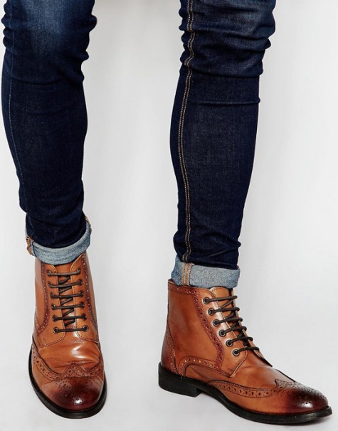 7 xu hướng thời trang giày nam nên tránh - brogue boots - elleman 2