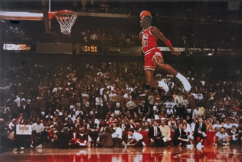 6 cái bắt tay tuyệt vời nhất trong thế giới thời trang - Micheal Jordan x Nike - elleman 2