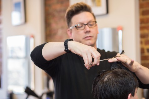 Cách tìm thợ cắt tóc phù hợp với bạn - elleman - 1