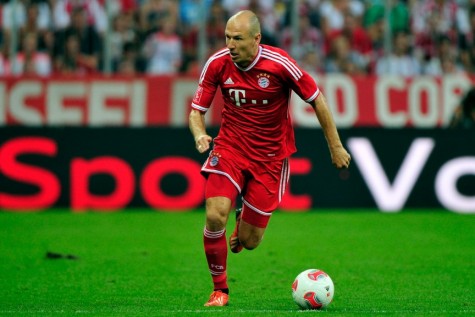 Arjen Robben là cầu thủ sở hữu những pha bứt tốc kinh hoàng.