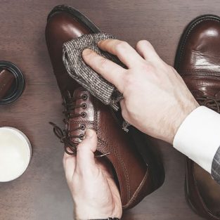Kiến thức cơ bản cần biết khi chăm sóc giày da nam