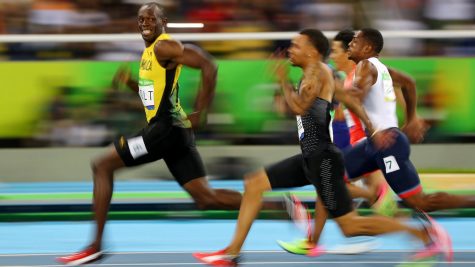Hình ảnh chụp lại được của Bolt tại đường đua 100m Thế vận hội Olympics Rio 2016