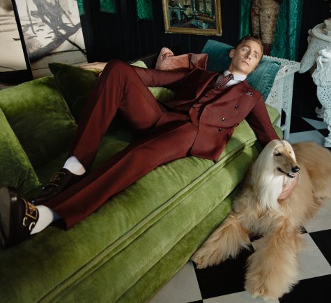 Tom Hiddleston trở thành gương mặt cho dòng Tailoring của Gucci Cruise 2017