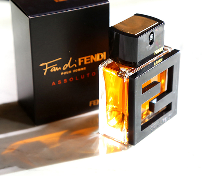 nước hoa nam mùi gỗ: Fendi Fan Di Fendi Pour Homme Assoluto.