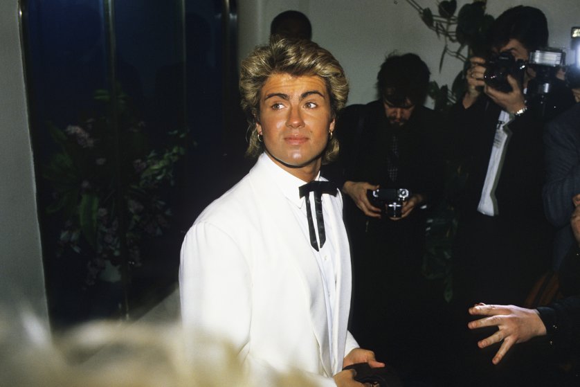 Tham dự BRIT Awards tại Grosvenor House Hotel, London vào 11/02/1985.