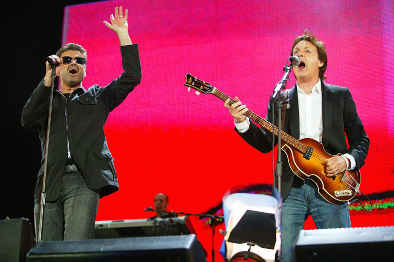 George Michael biểu diễn cùng Paul McCartney tại London (02/07/2005)