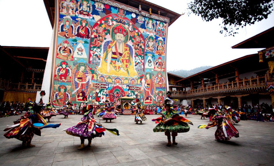 du lịch châu Á - bhutan losar - elle man 5