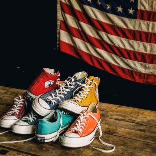 Converse đưa ta trở về ký ức với Chuck Taylor All Star 70’s