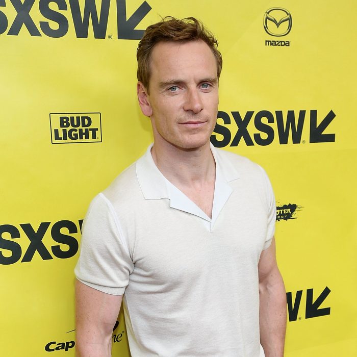 phong cach thoi trang - Michael-Fassbender-SXSW-2017 - elle man 1