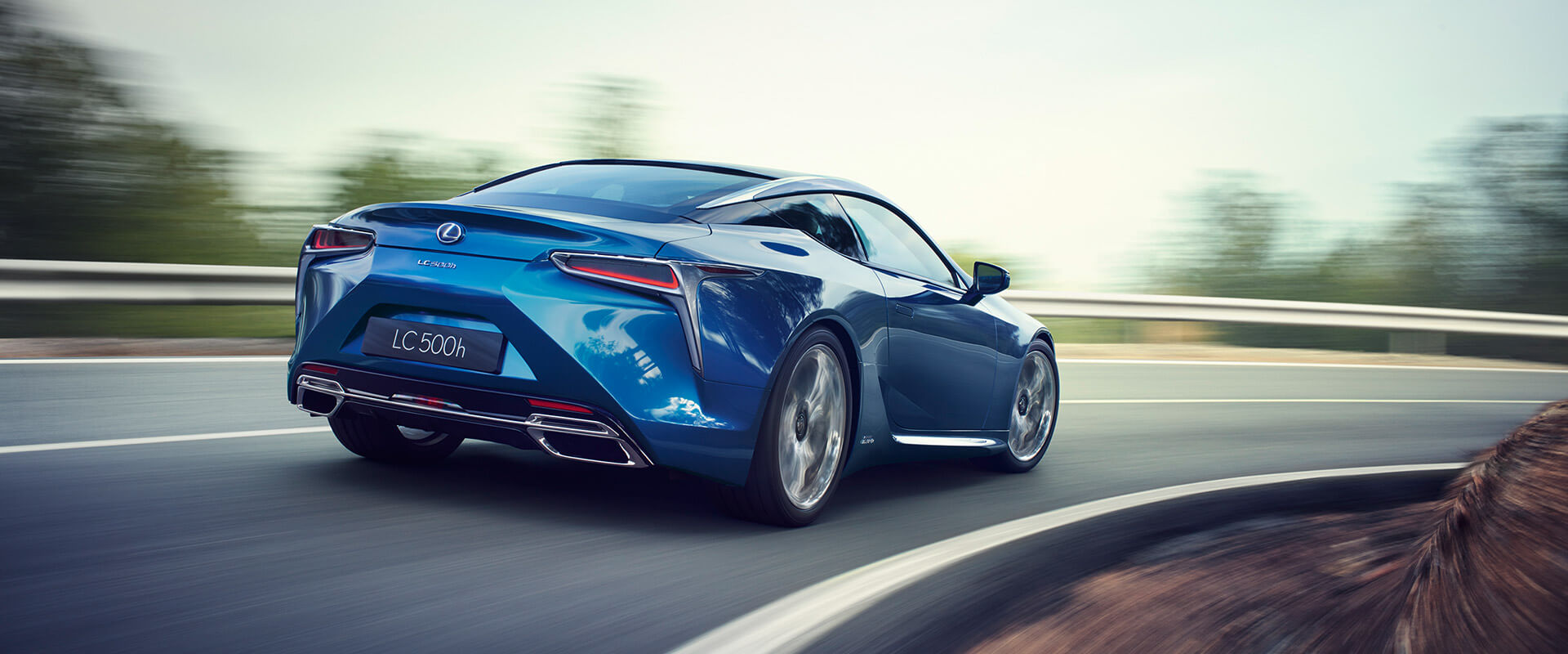xe hoi dep - Lexus LC - elle man 3