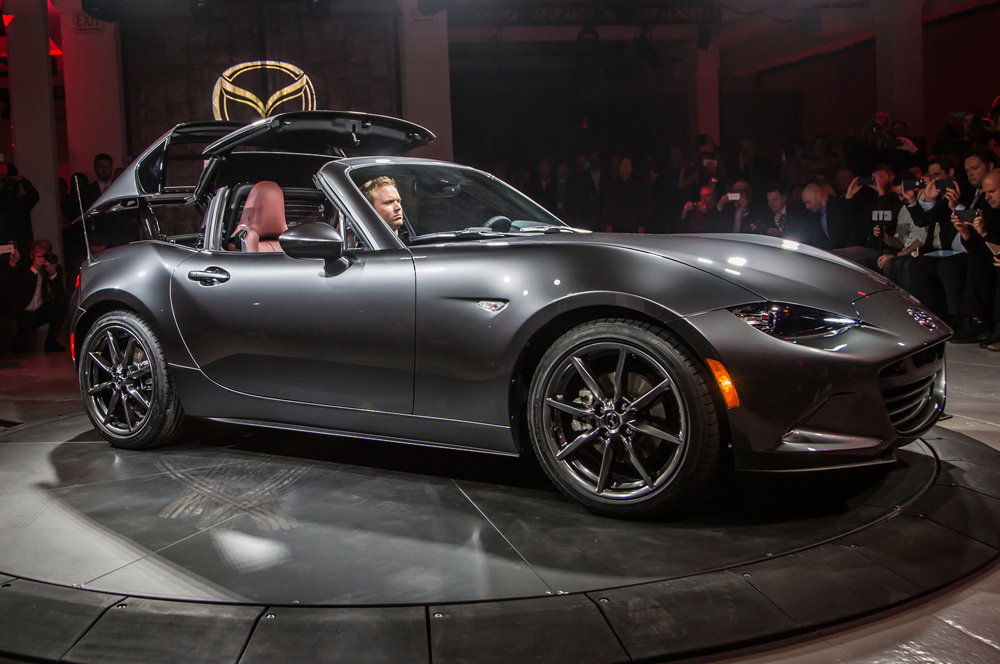 xe hoi dep - Mazda MX-5 RF - elle man 1