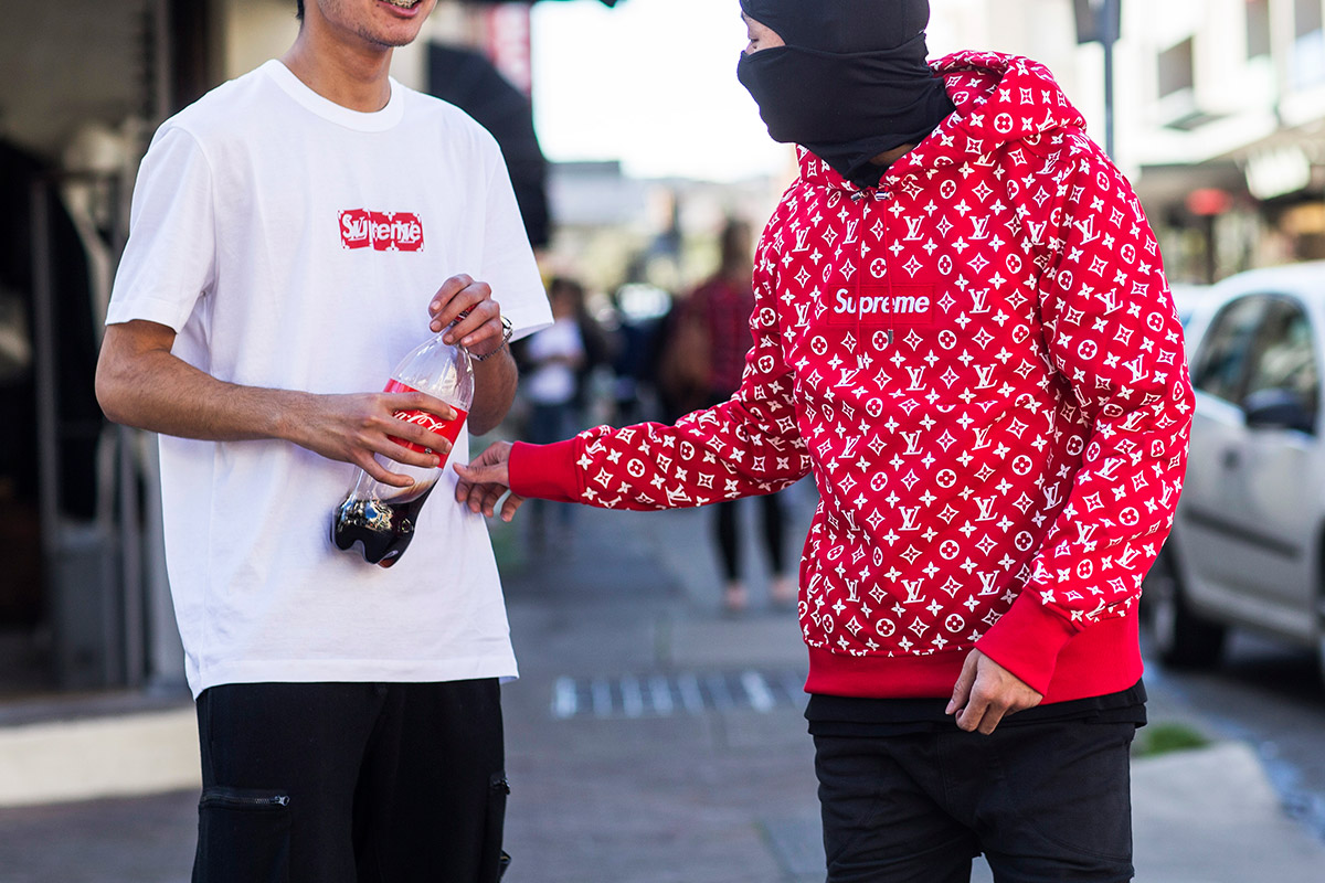 Người ta mặc gì trong ngày ra mắt BST Louis Vuitton x Supreme?