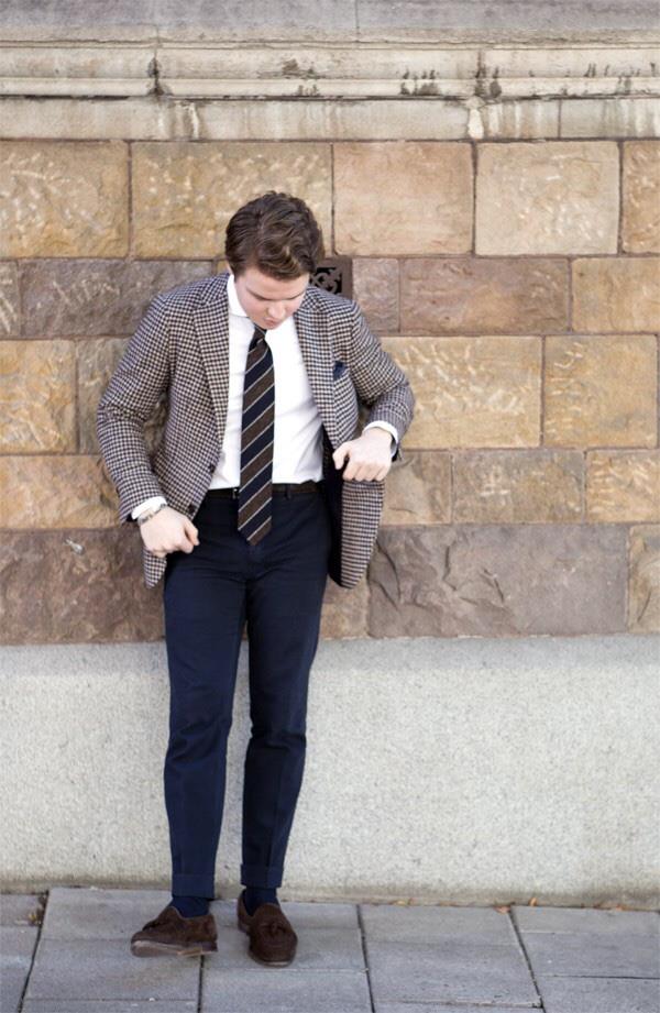 ELLE Man Style Calendar Tươi mát cùng áo sơ mi trắng 1