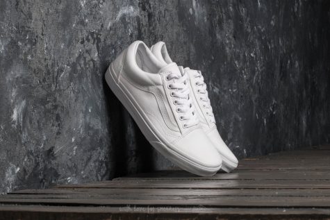 giay the thao all-white - Vans Old Skool - elle man 2