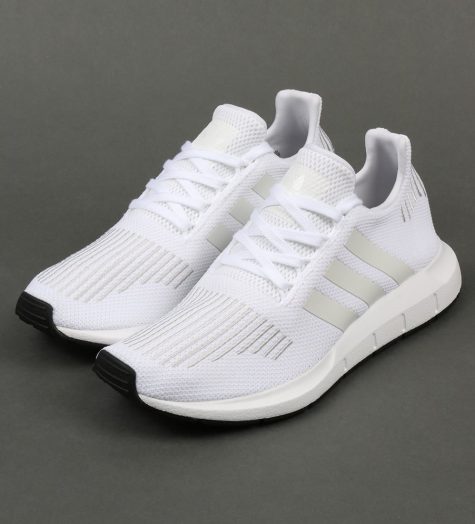 giay the thao all-white - adidas swift run primeknit - elle man 2