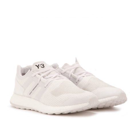 giay the thao all-white - white y-3 pure boost - elle man 2
