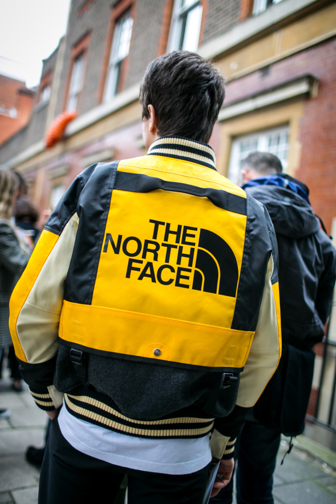 Street style at London Fashion Week Spring/Summer 2018