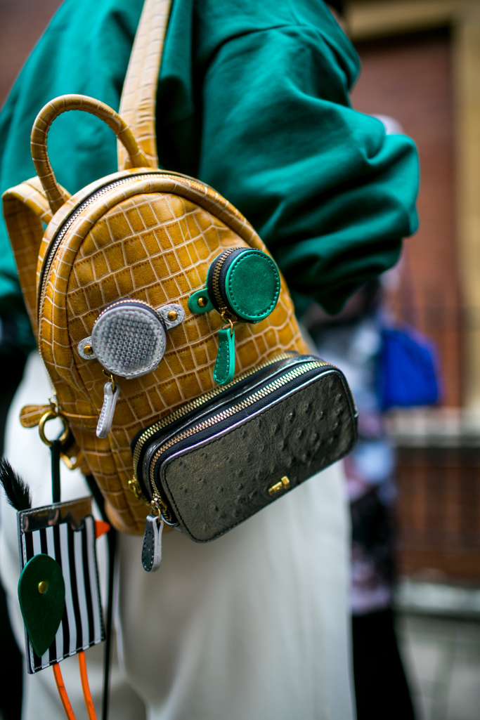 Street style at London Fashion Week Spring/Summer 2018