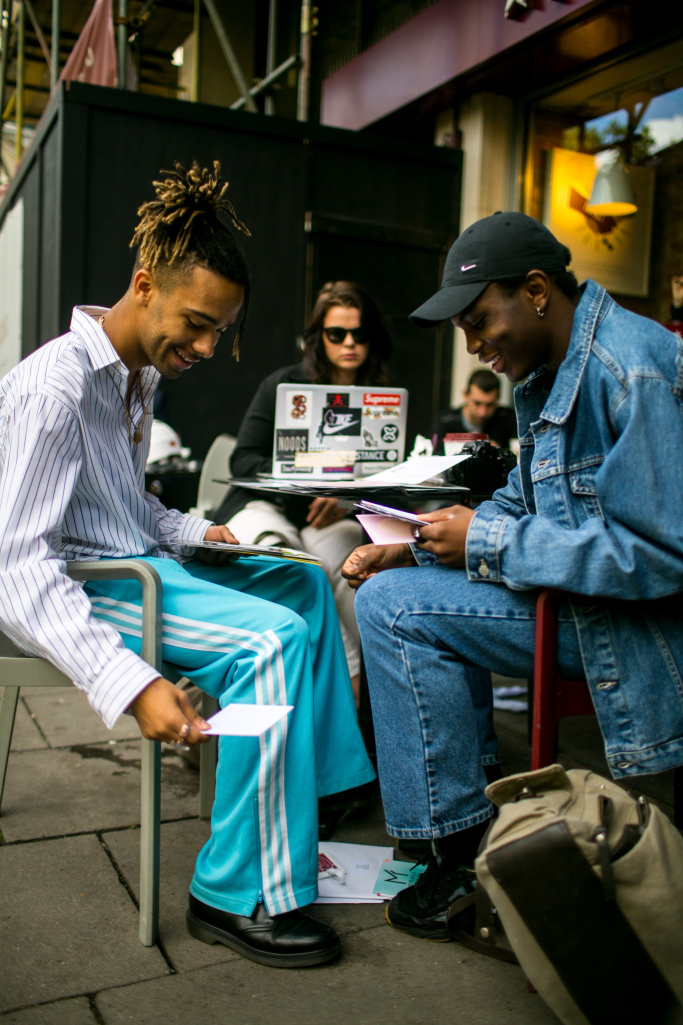 Phong cách đường phố London tại tuần lễ thời trang Xuân-Hè 2017/18