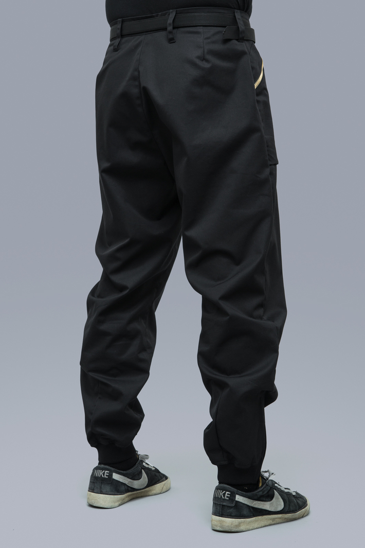 3 thương hiệu xây dựng nên xu hướng thời trang Urban Techwear elle man5