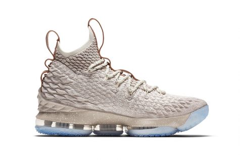 giay the thao cuoi thang 10 - Nike LeBron 15 “Ghost” 1 - elle man 1