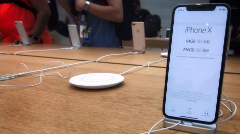 điện thoại iphone X - ELLE Man 1