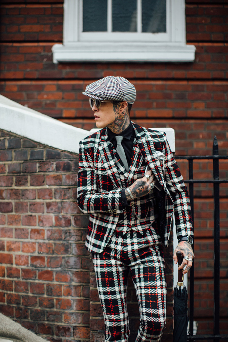 ELLE Man Style Calendar Ngẫu hứng với mũ Beret (1112 – 17122017)elleman3