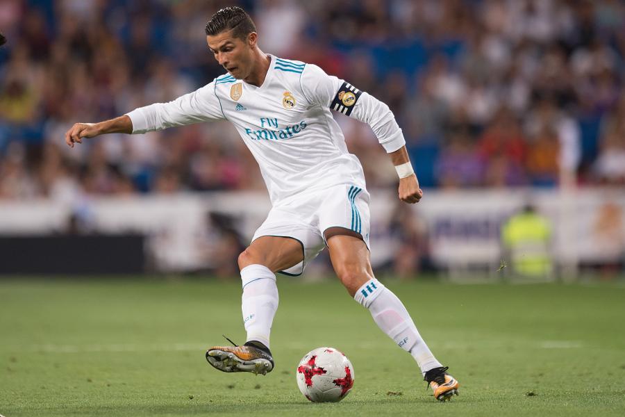 Cristiano Ronaldo - ELLE Man 1