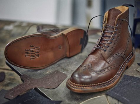 [Image: boots-nam-gioi-elle-man-1-475x352.jpg]