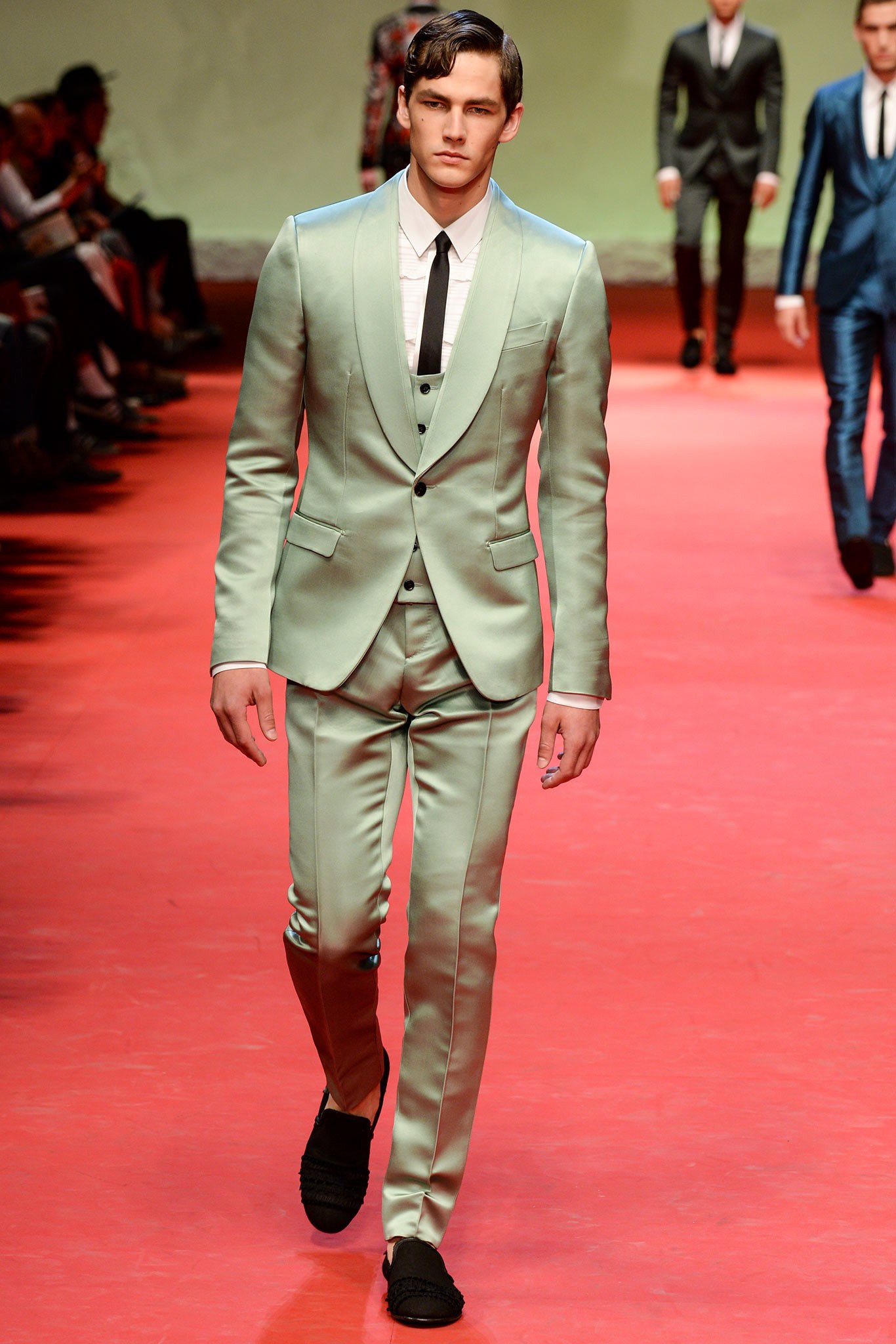 ELLE Man Style Calendar phiêu lưu với suit sắc màu (53 – 1132018) (11)