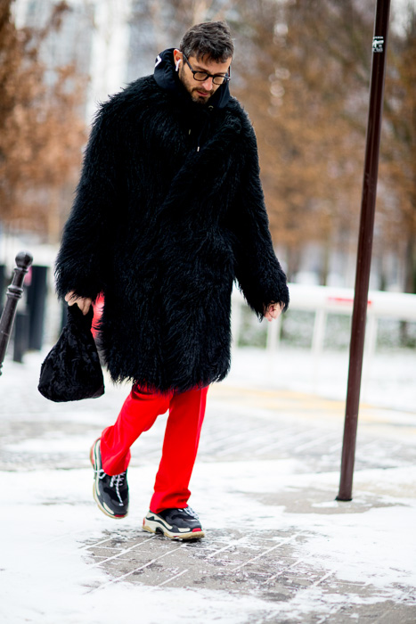 Street style nổi bật tại Tuần lễ thời trang Paris Thu-Đông 2018 (2)