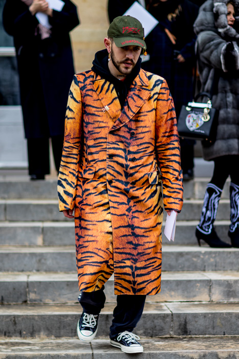 Street style nổi bật tại Tuần lễ thời trang Paris Thu-Đông 2018 (8)