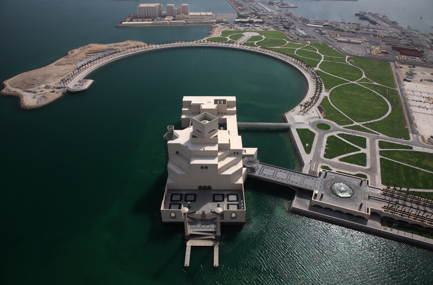 du lịch qatar - qatar museum of Islamic Art - elle man 2