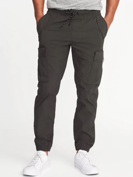 xu hướng thời trang hè 2018 - slim dry-quick built-in flex cargo joggers - elle man 1