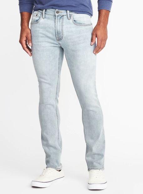 xu hướng thời trang hè 2018 old navy - slim all-temp built-in flex jeans - elle man 1