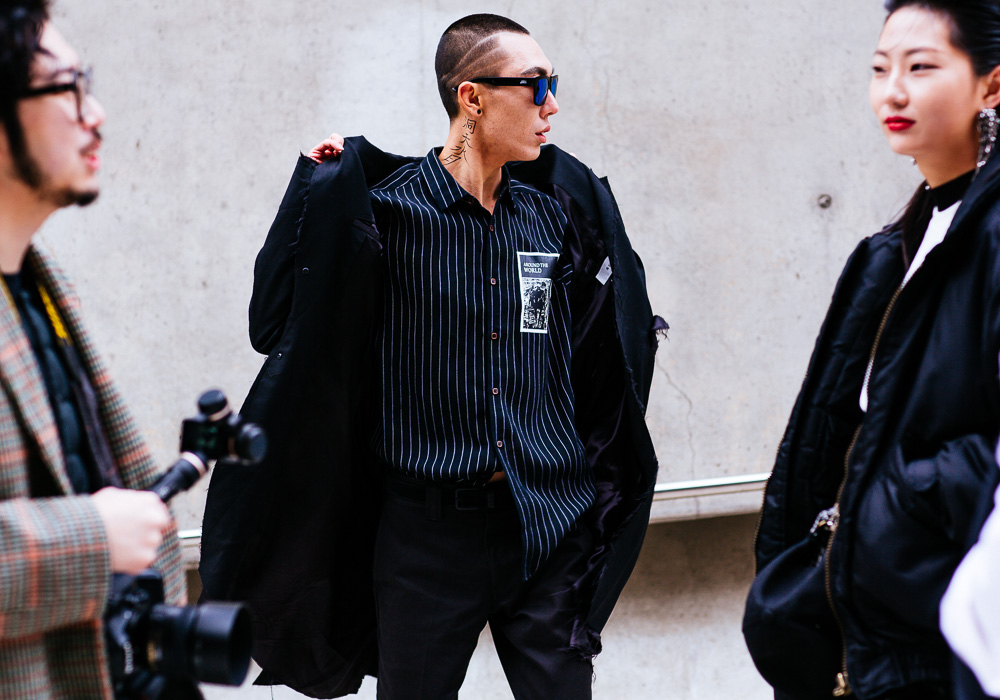 Cá tính thời trang đường phố tại Tuần lễ thời trang Seoul Thu-Đông 2018 (40)