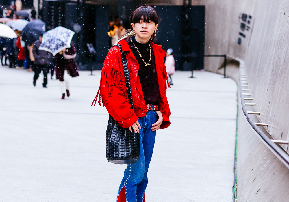 Cá tính thời trang đường phố tại Tuần lễ thời trang Seoul Thu-Đông 2018